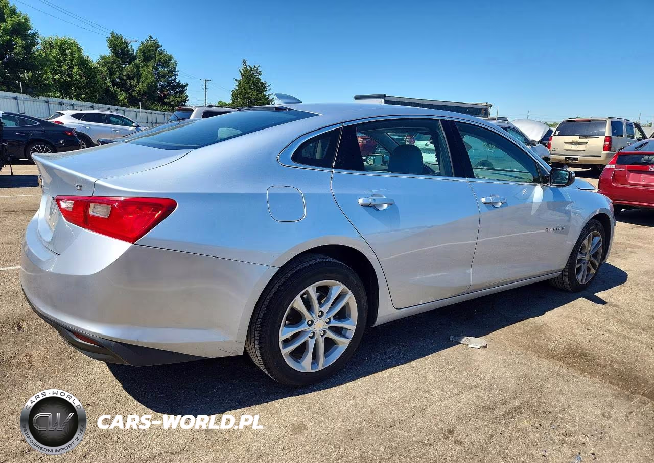 2017 Chevrolet Malibu Lt VIN:1G1ZE5STXHF204979 - 3