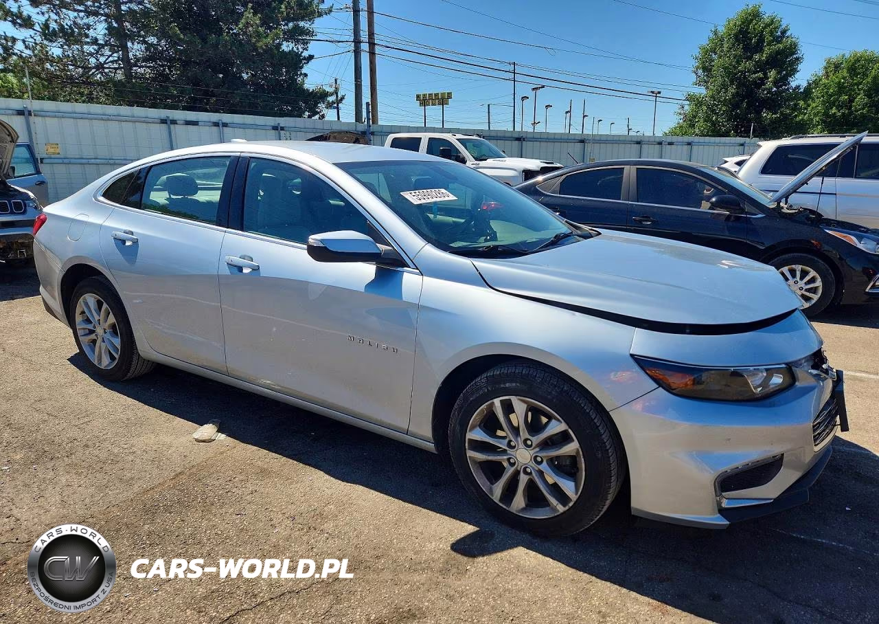 2017 Chevrolet Malibu Lt VIN:1G1ZE5STXHF204979 - 4