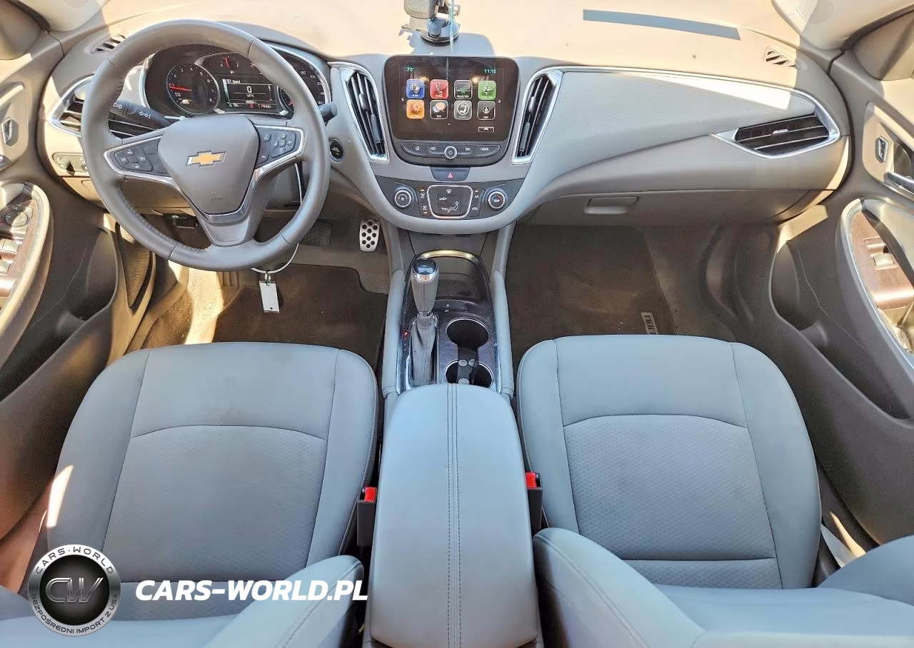 2017 Chevrolet Malibu Lt VIN:1G1ZE5STXHF204979 - 8