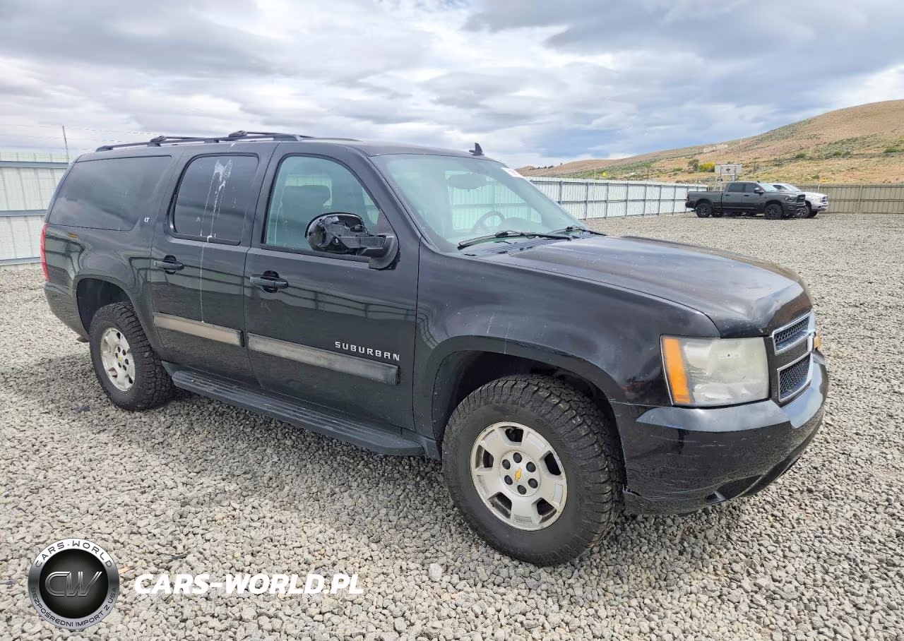 2010 Chevrolet Suburban K1500 Lt VIN:1GNUKJE32AR214139 - 4