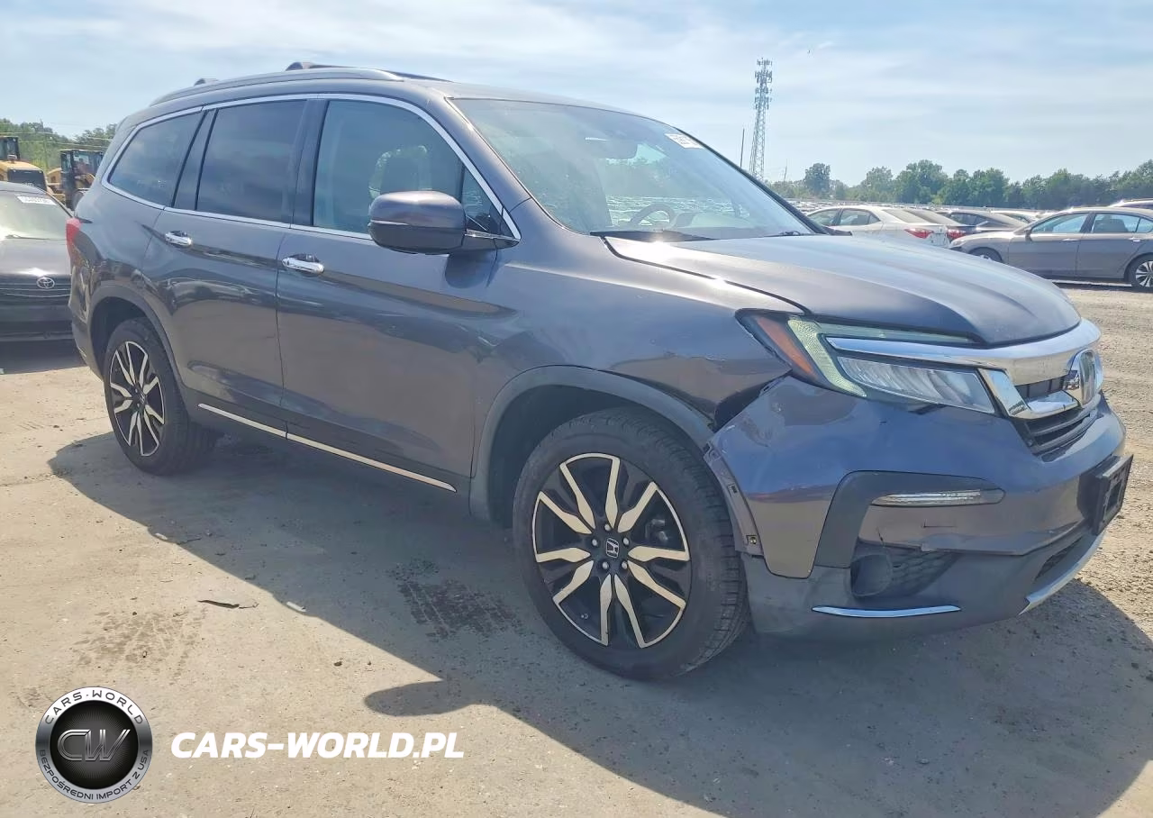 2019 Honda Pilot Touring VIN:5FNYF6H69KB076494 - 4