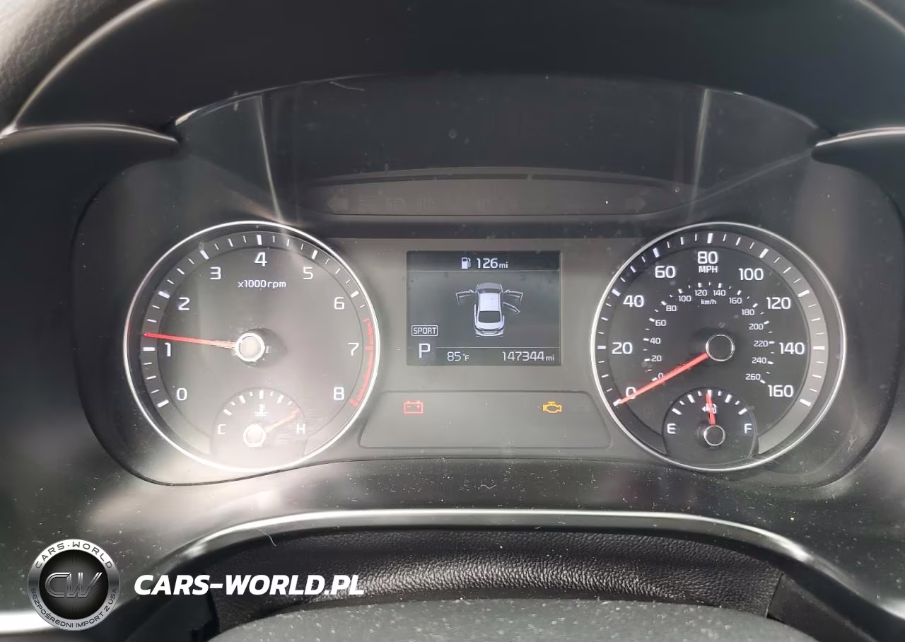 2020 Kia Forte Gt Line VIN:3KPF34AD8LE240337 - 9