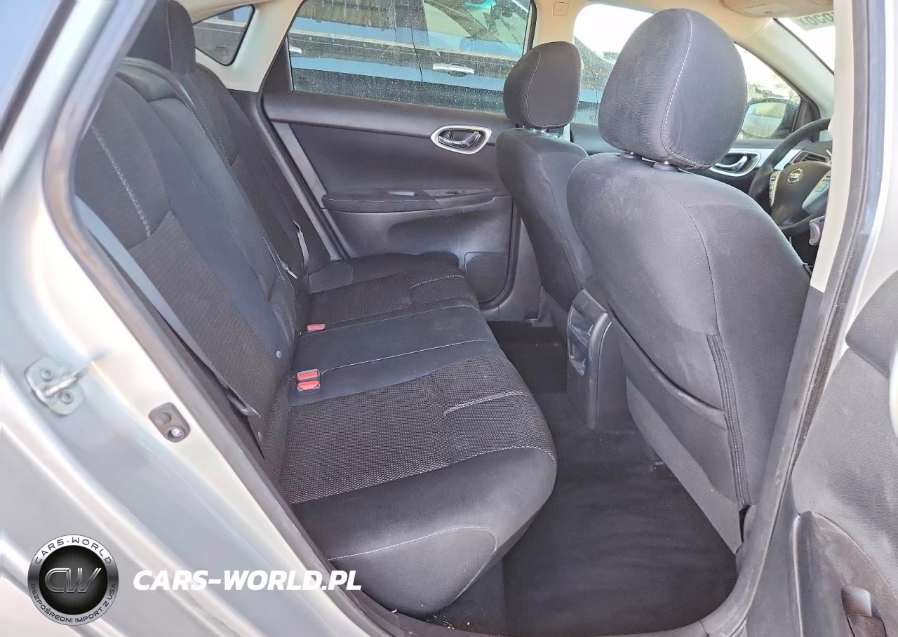 2015 Nissan Sentra S VIN:3N1AB7AP7FY244703 - 10