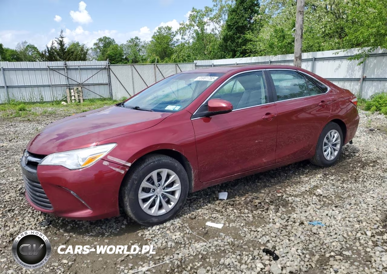 2017 Toyota Camry Le – zdjęcie 1 z 12