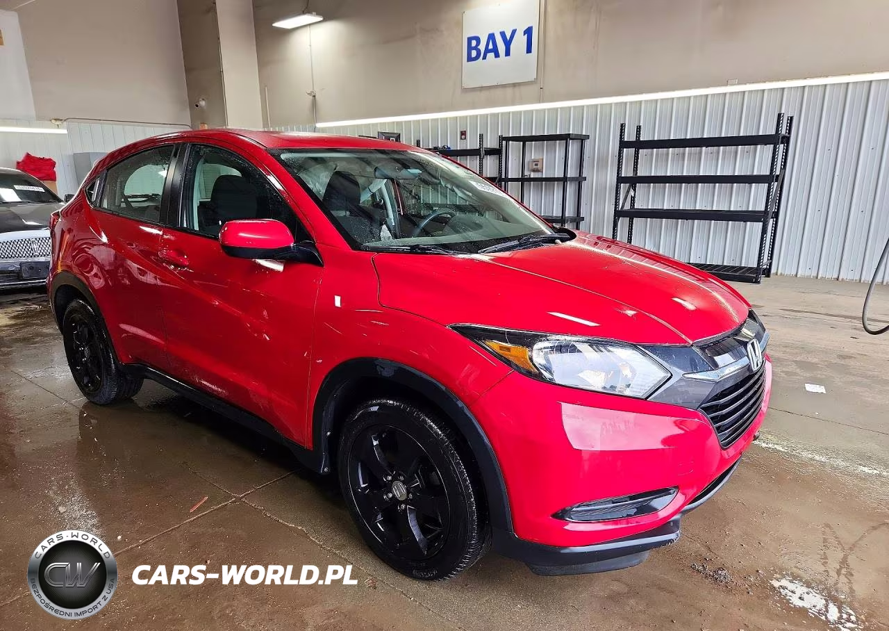 2018 Honda Hr-V Lx VIN:3CZRU6H31JG713753 - 4