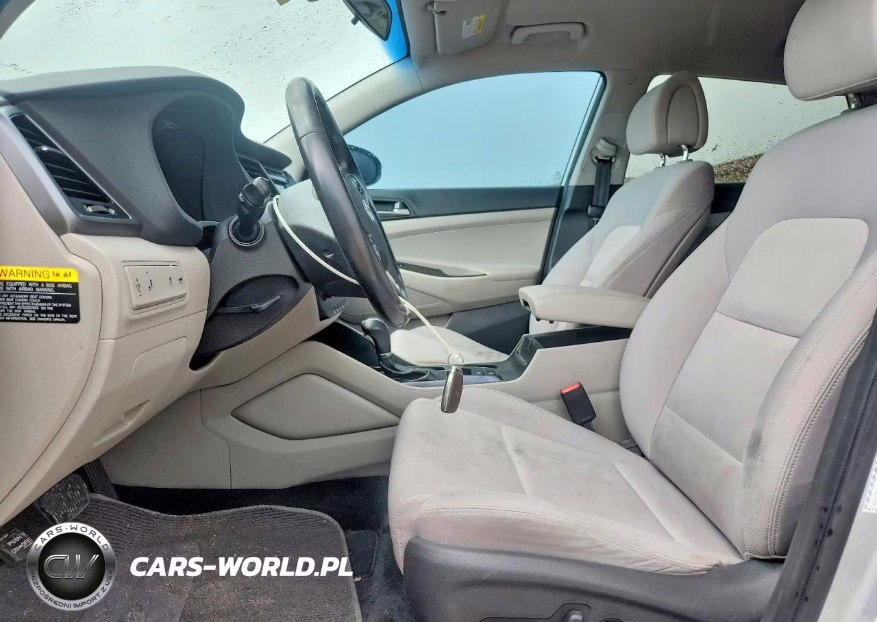 2017 Hyundai Tucson Sport VIN:KM8J33A2XHU521174 - 7
