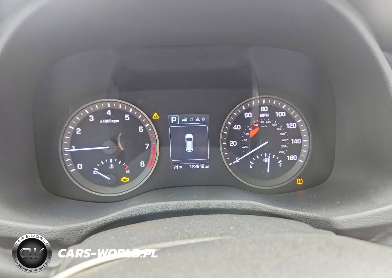2017 Hyundai Tucson Sport VIN:KM8J33A2XHU521174 - 9