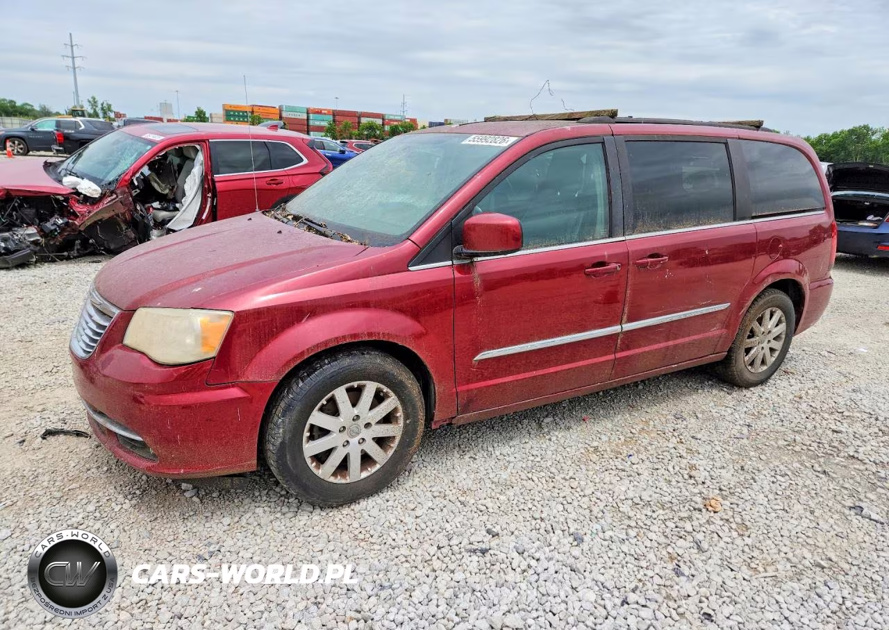 2013 Chrysler Town & Country Touring – zdjęcie 1 z 13