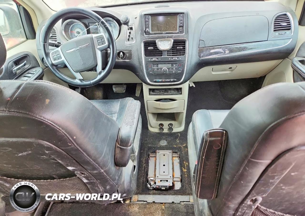 2013 Chrysler Town & Country Touring VIN:2C4RC1BGXDR566466 - 8