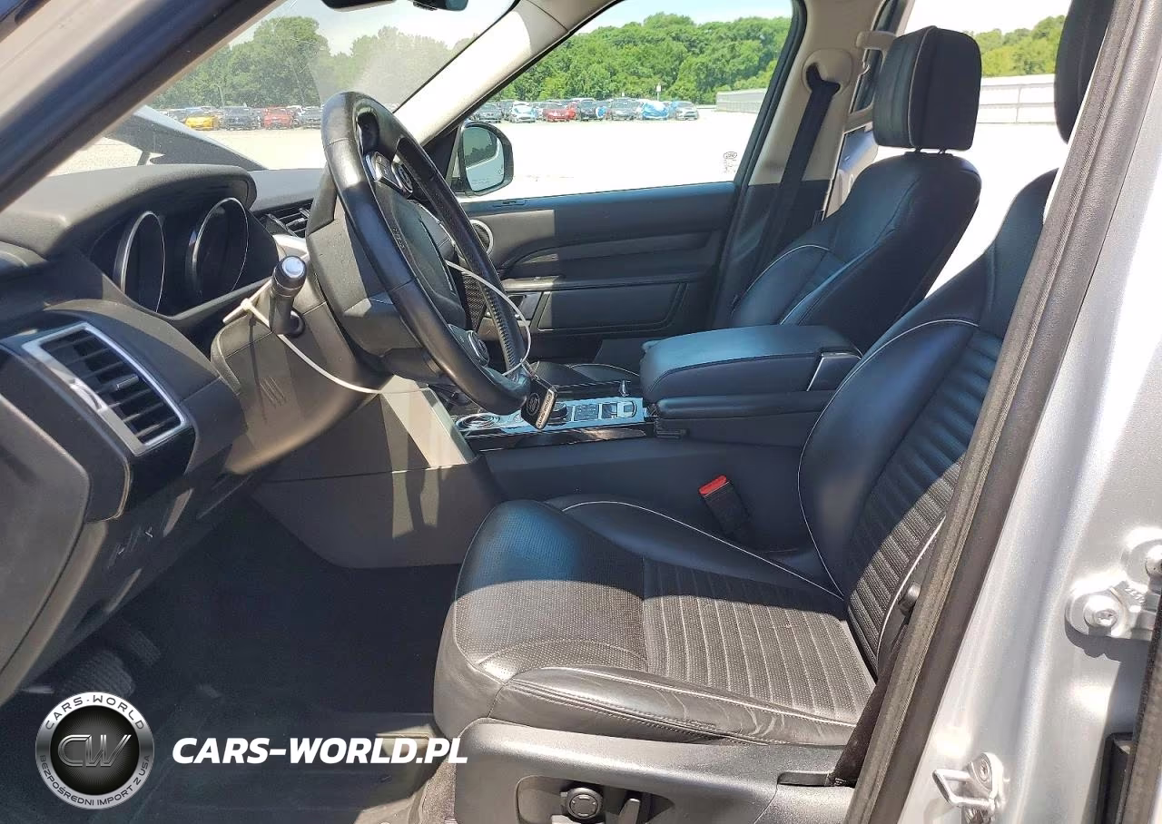 2017 Land Rover Discovery VIN:SALRHBBV7HA028185 - 7