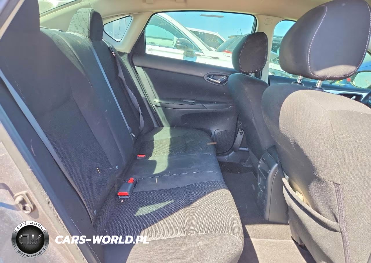 2019 Nissan Sentra S VIN:3N1AB7AP2KY221324 - 10