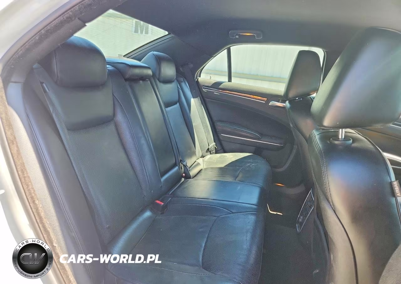 2013 Chrysler 300C VIN:2C3CCAKT7DH508795 - 10
