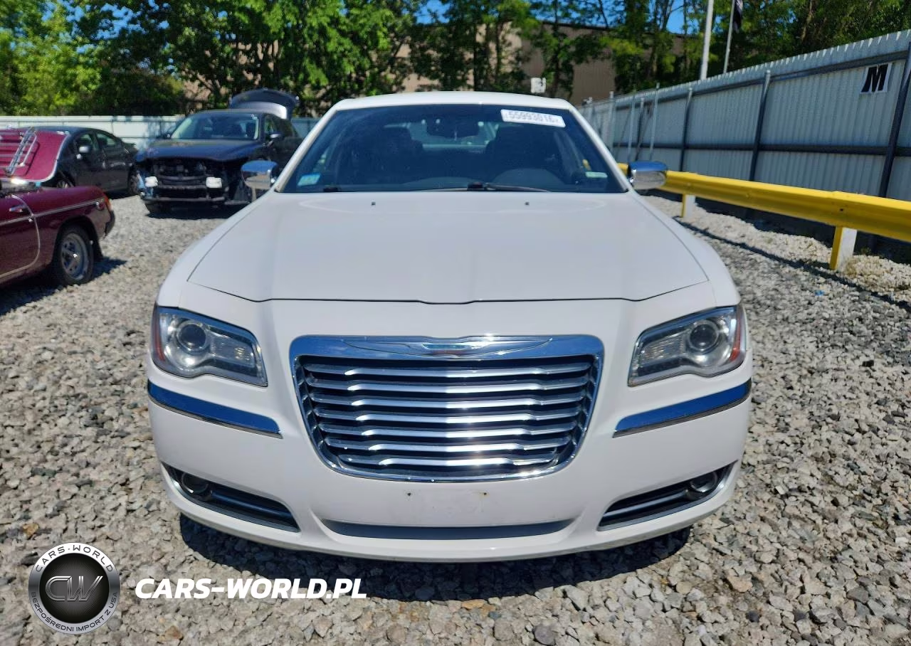 2013 Chrysler 300C VIN:2C3CCAKT7DH508795 - 5