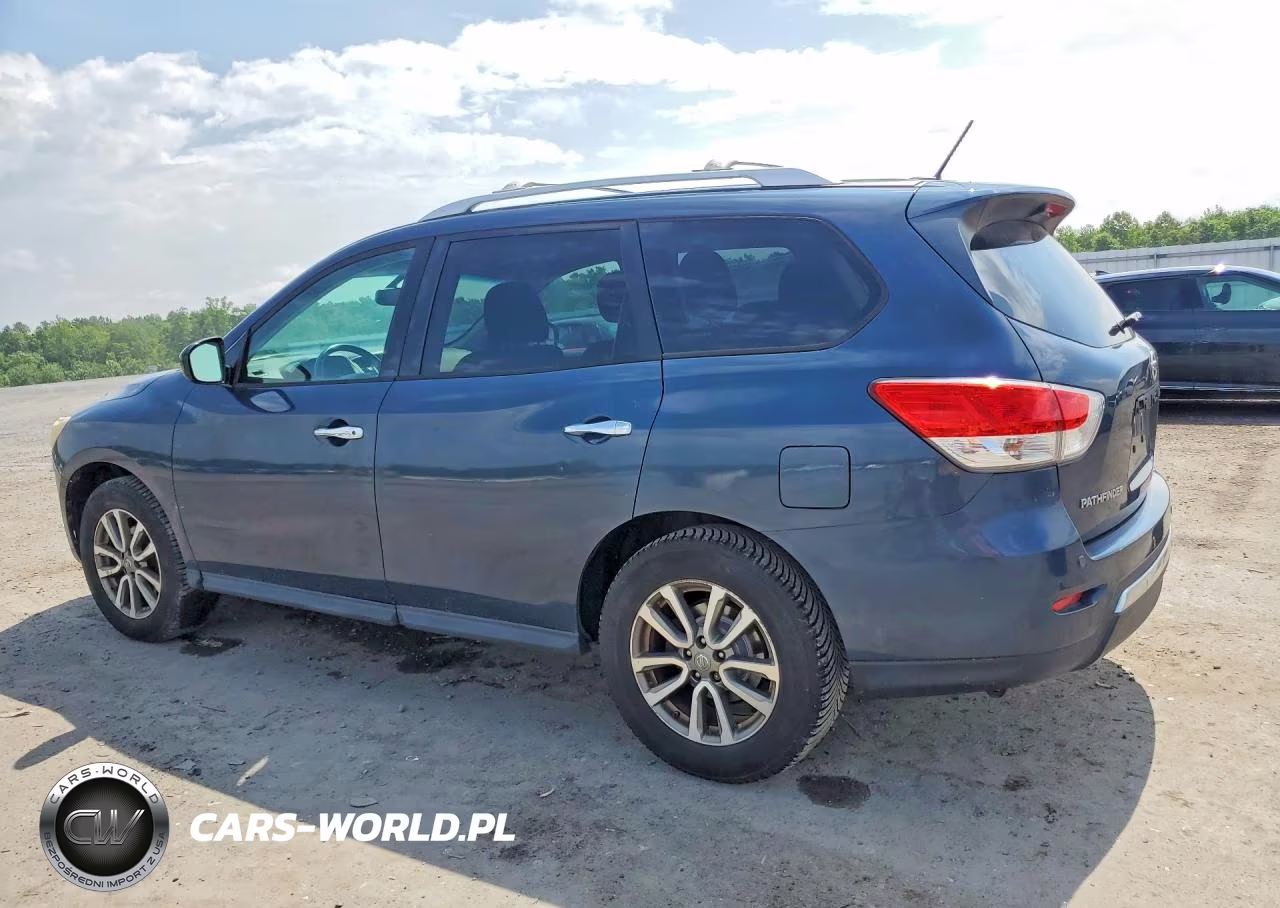 2015 Nissan Pathfinder S VIN:5N1AR2MM4FC686730 - 2
