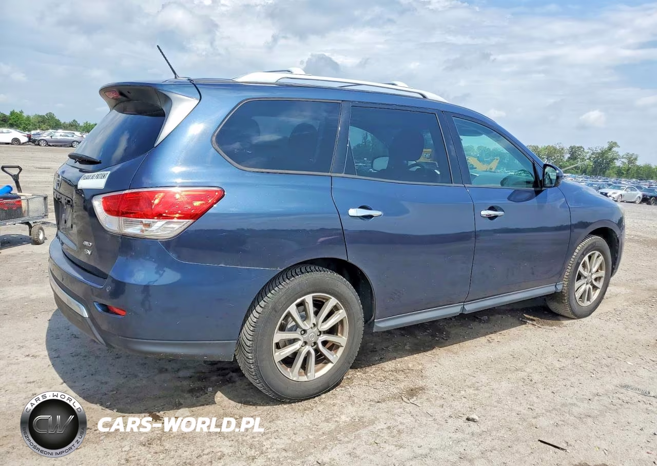 2015 Nissan Pathfinder S VIN:5N1AR2MM4FC686730 - 3