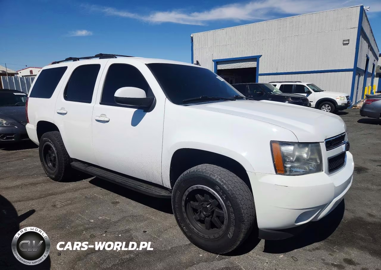 2012 Chevrolet Tahoe Lt VIN:1GNSCBE08CR228145 - 4