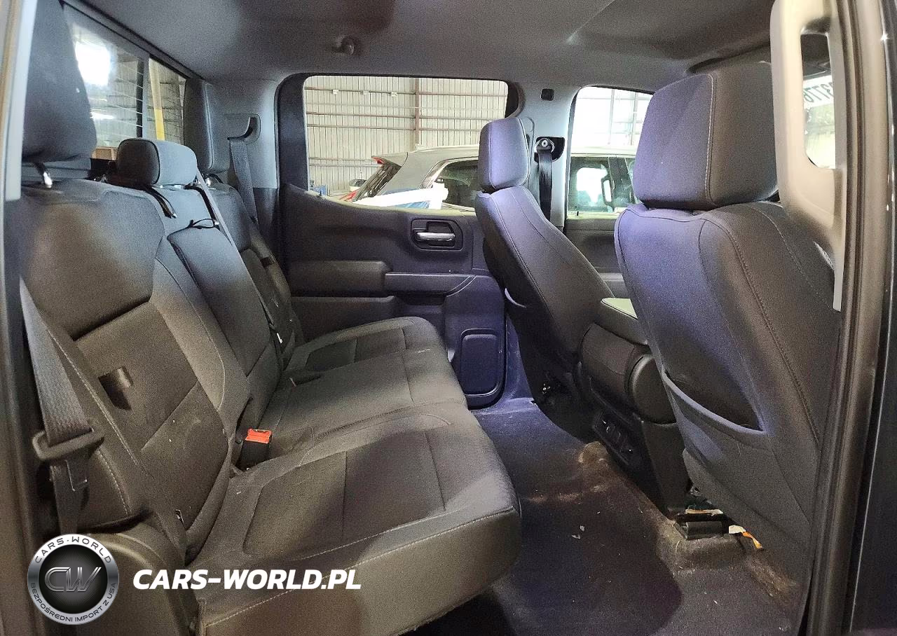 2019 Chevrolet Silverado VIN:3GCUYDED1KG133118 - 10