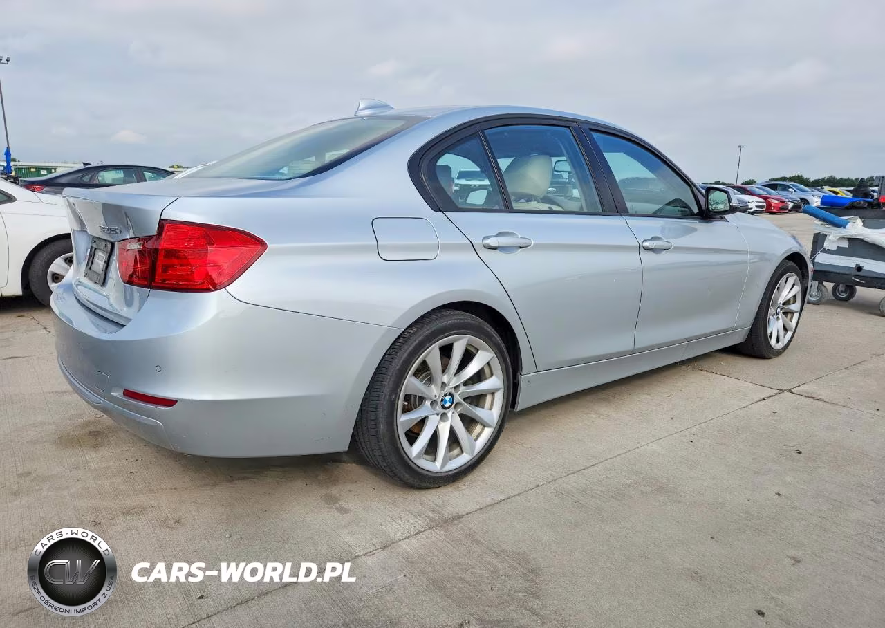 2012 BMW 328 I VIN:WBA3A5C52CF256511 - 3