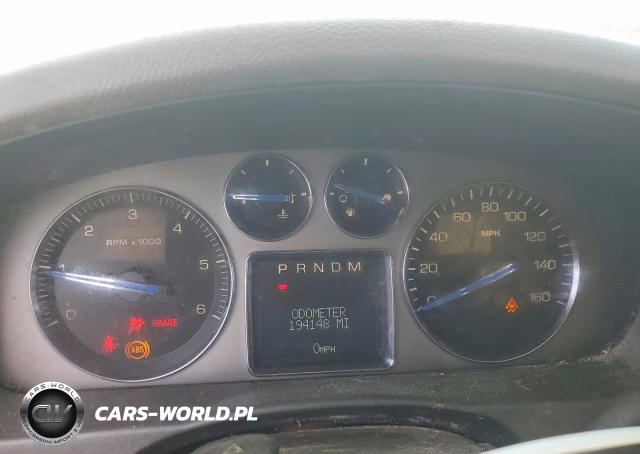 2008 Cadillac Escalade Luxury VIN:1GYFK63868R101411 - 9