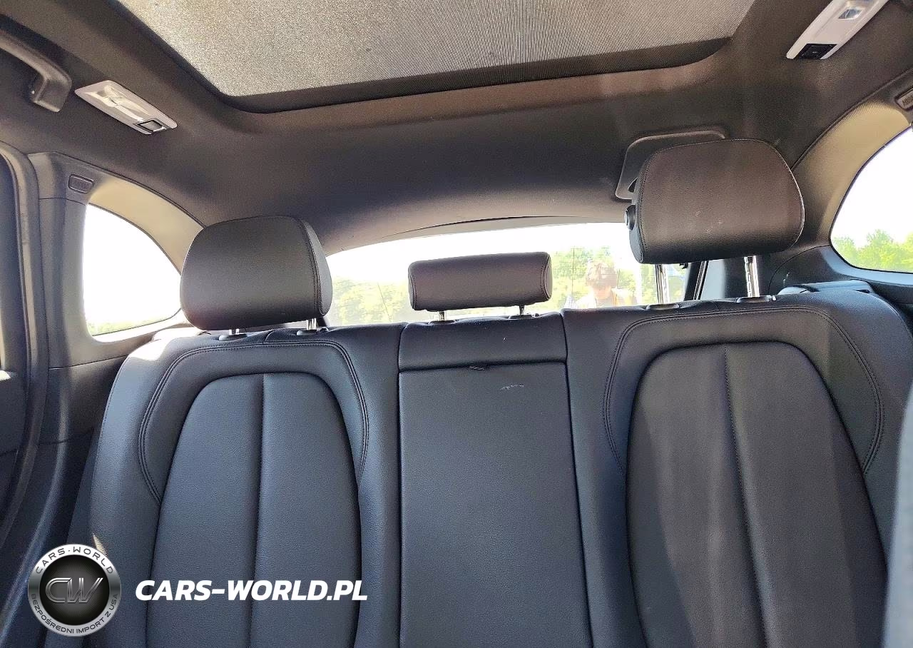2020 BMW X1 xDrive28I VIN:WBXJG9C01L5P40196 - 10