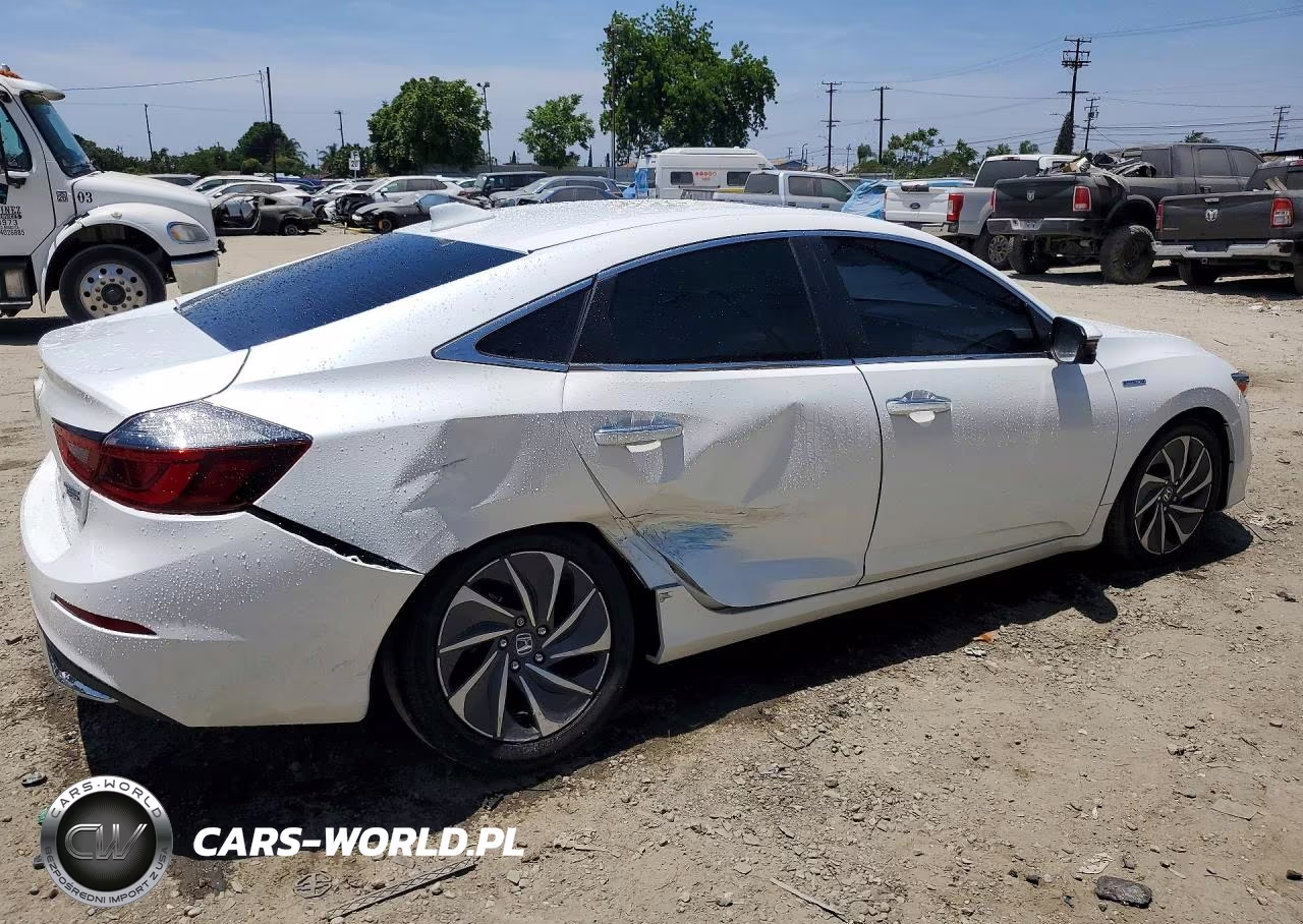 2019 Honda Insight Touring VIN:19XZE4F96KE033908 - 3