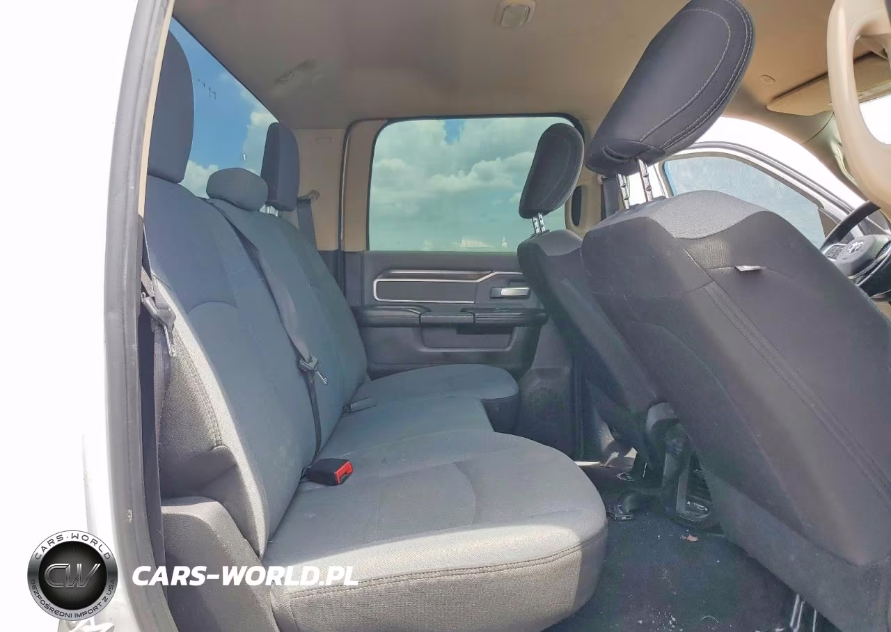2019 Ram 2500 Big Horn VIN:3C6UR5DL7KG520226 - 10