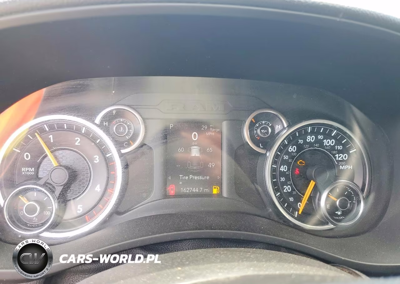 2019 Ram 2500 Big Horn VIN:3C6UR5DL7KG520226 - 9