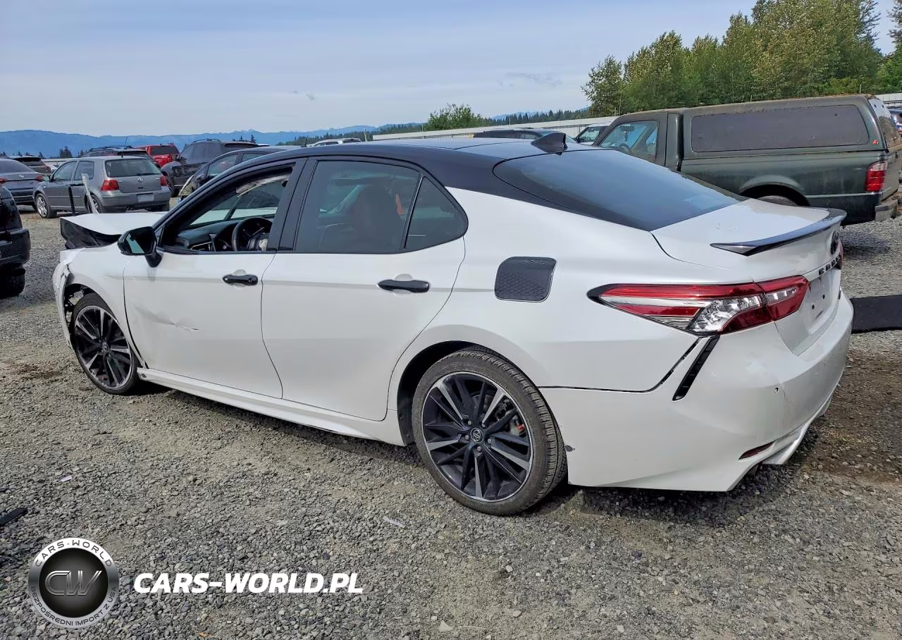 2018 Toyota Camry Xse VIN:4T1B61HK0JU073183 - 2