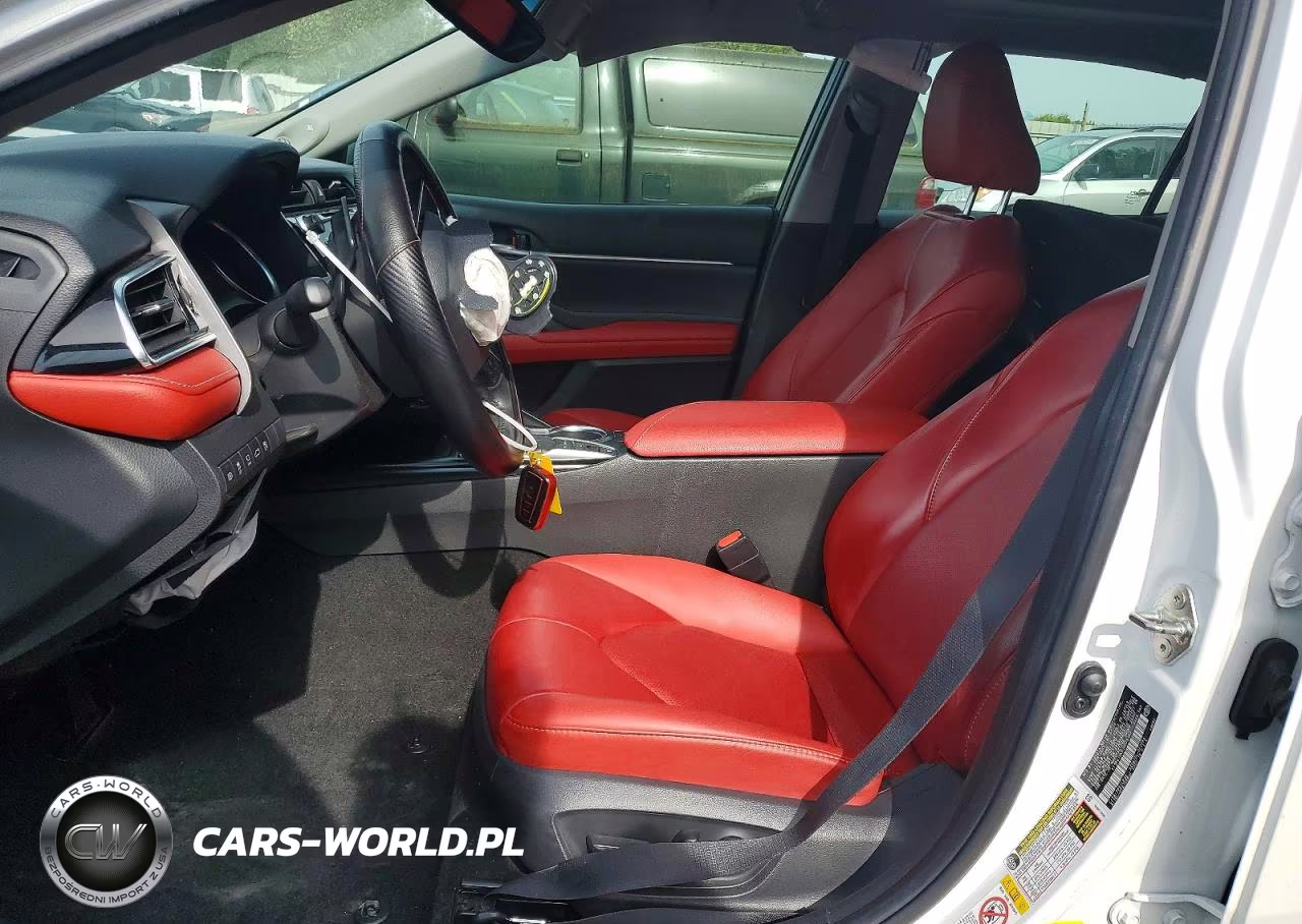 2018 Toyota Camry Xse VIN:4T1B61HK0JU073183 - 7