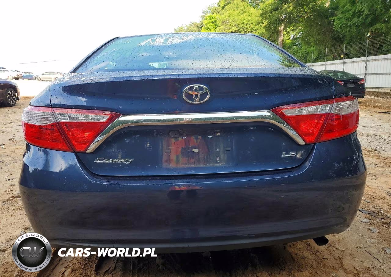 2016 Toyota Camry Le VIN:4T4BF1FK6GR575634 - 6