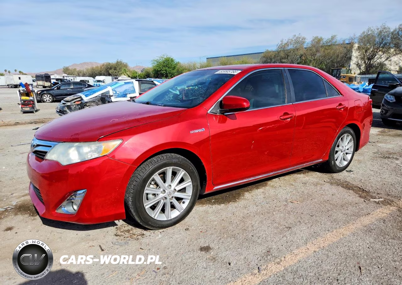 2013 Toyota Camry Hybrid Xle – zdjęcie 1 z 12