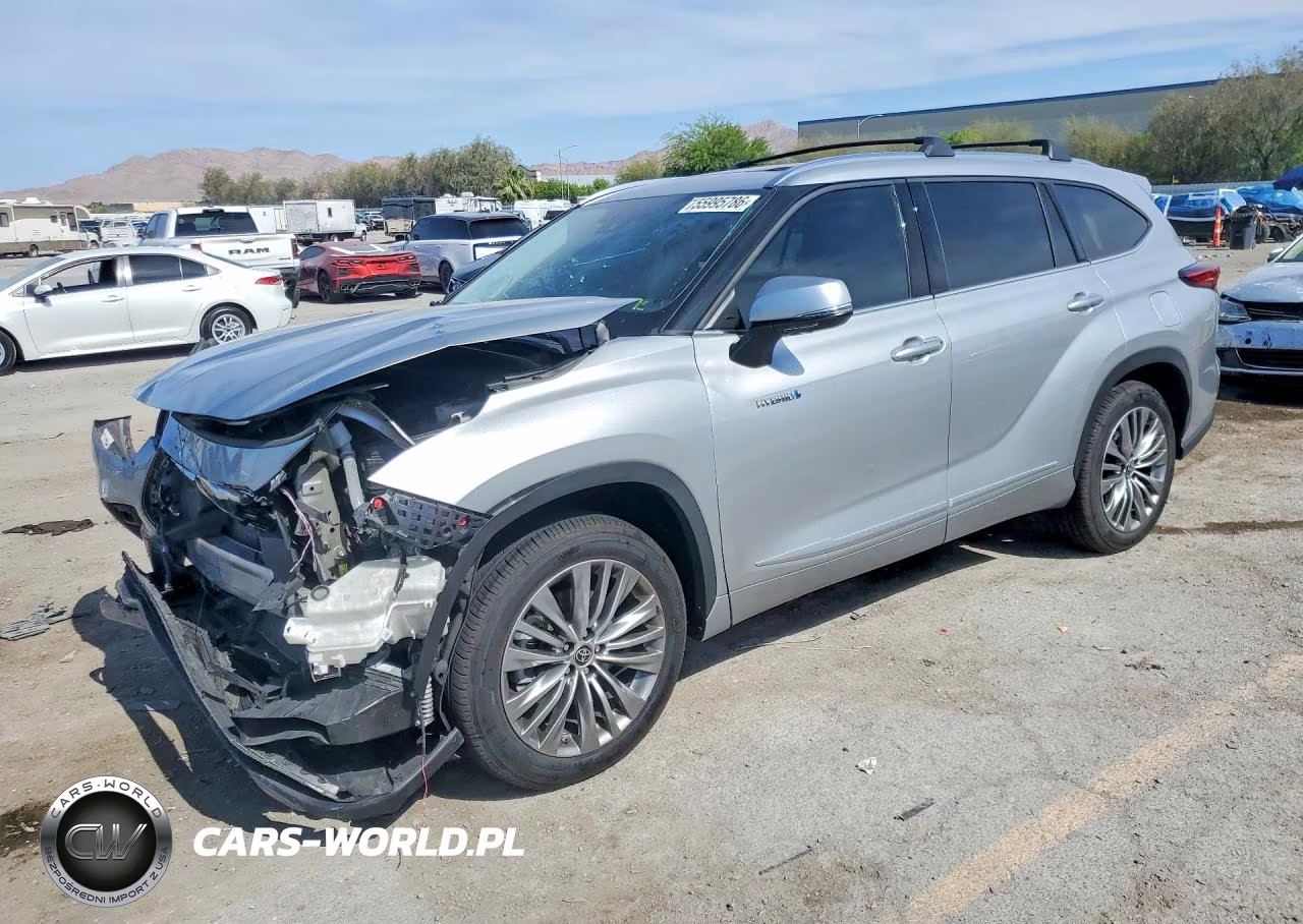 2021 Toyota Highlander Hybrid Platinum
