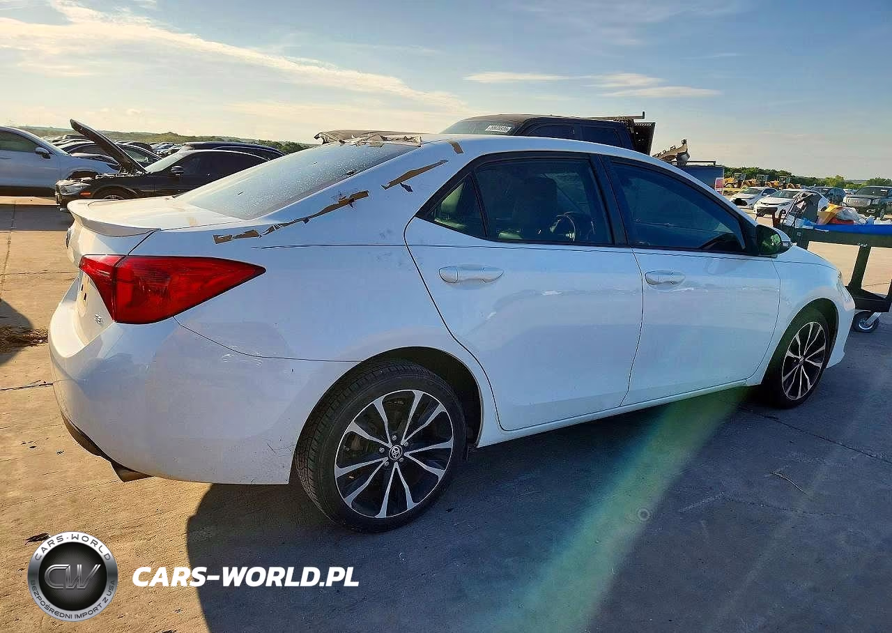 2019 Toyota Corolla Se VIN:2T1BURHEXKC152071 - 3