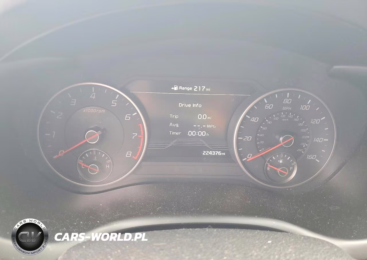 2018 Kia Stinger Premium VIN:KNAE25LA6J6015292 - 9
