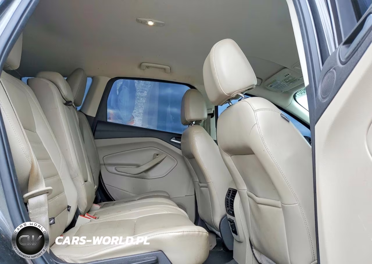 2017 Ford Escape Titanium VIN:1FMCU0J92HUE42776 - 10