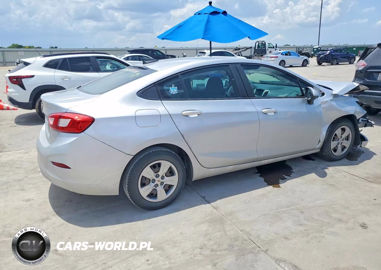 2018 Chevrolet Cruze Ls VIN:1G1BC5SM9J7218646 - 3
