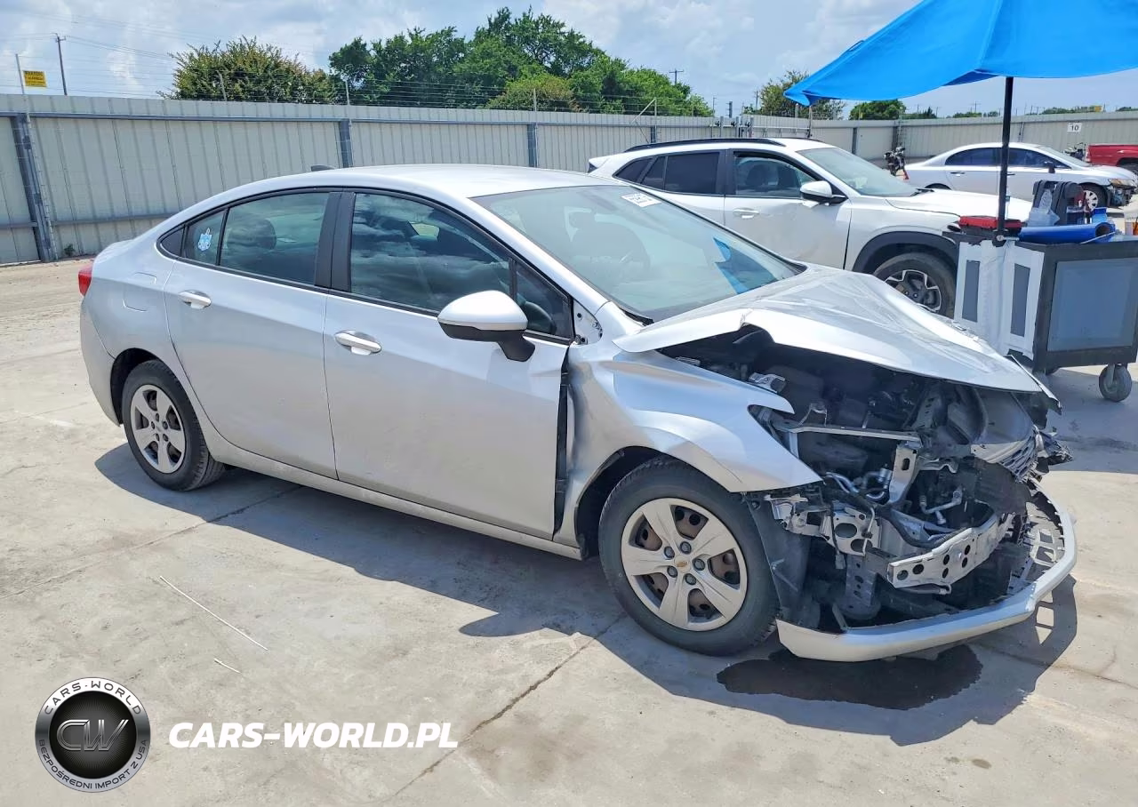 2018 Chevrolet Cruze Ls VIN:1G1BC5SM9J7218646 - 4