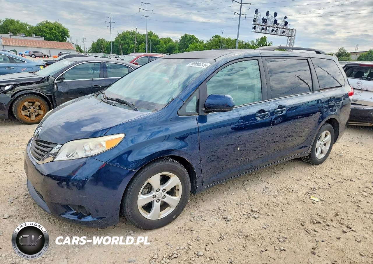2012 Toyota Sienna Le