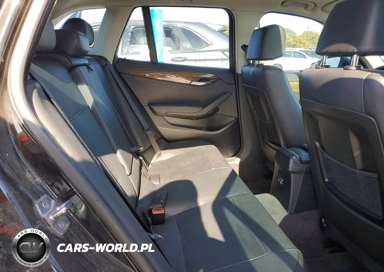 2015 BMW X1 xDrive28I VIN:WBAVL1C51FVY37360 - 11