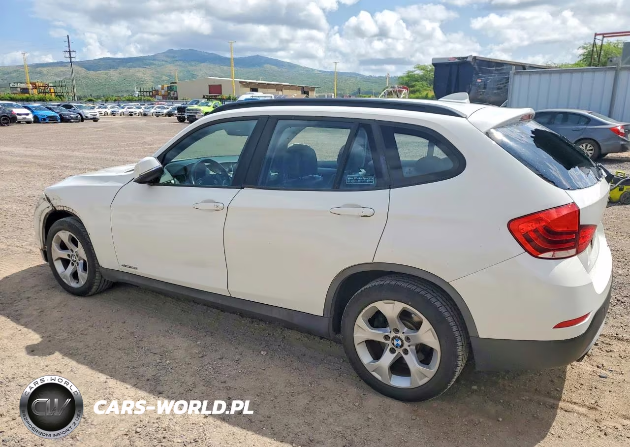 2015 BMW X1 Sdrive28I VIN:WBAVM1C53FV317805 - 2
