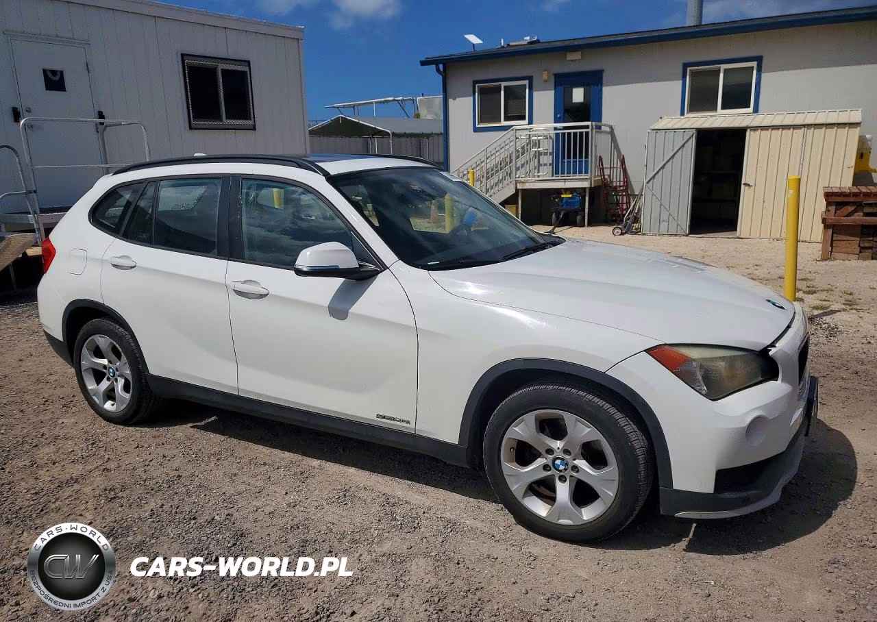 2015 BMW X1 Sdrive28I VIN:WBAVM1C53FV317805 - 4