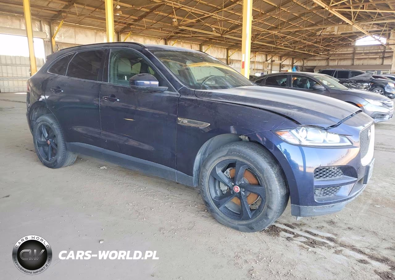 2017 Jaguar F-Pace Premium VIN:SADCJ2BN6HA094961 - 4