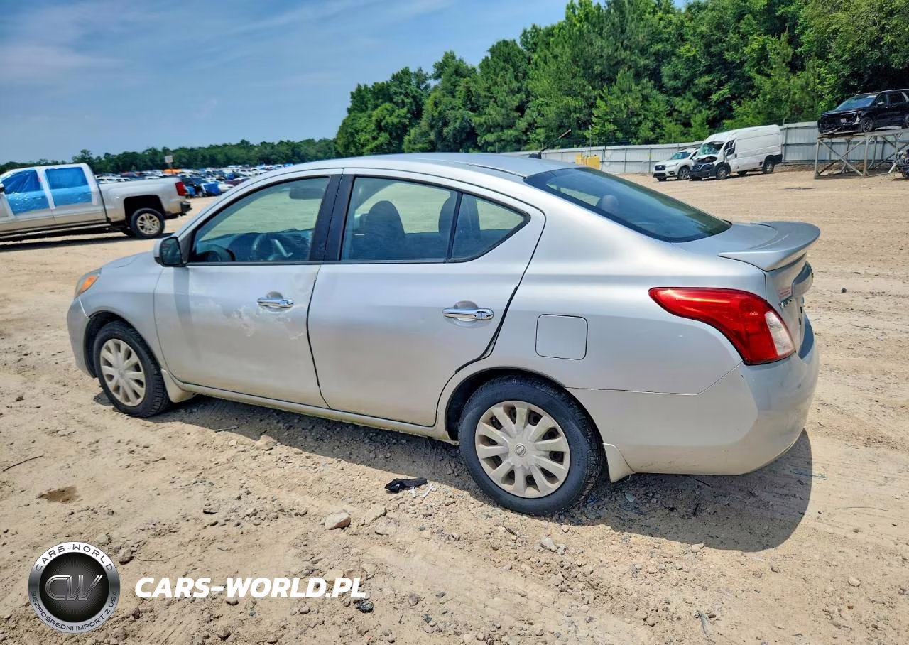 2013 Nissan Versa 1.6 S VIN:3N1CN7AP5DL885598 - 2