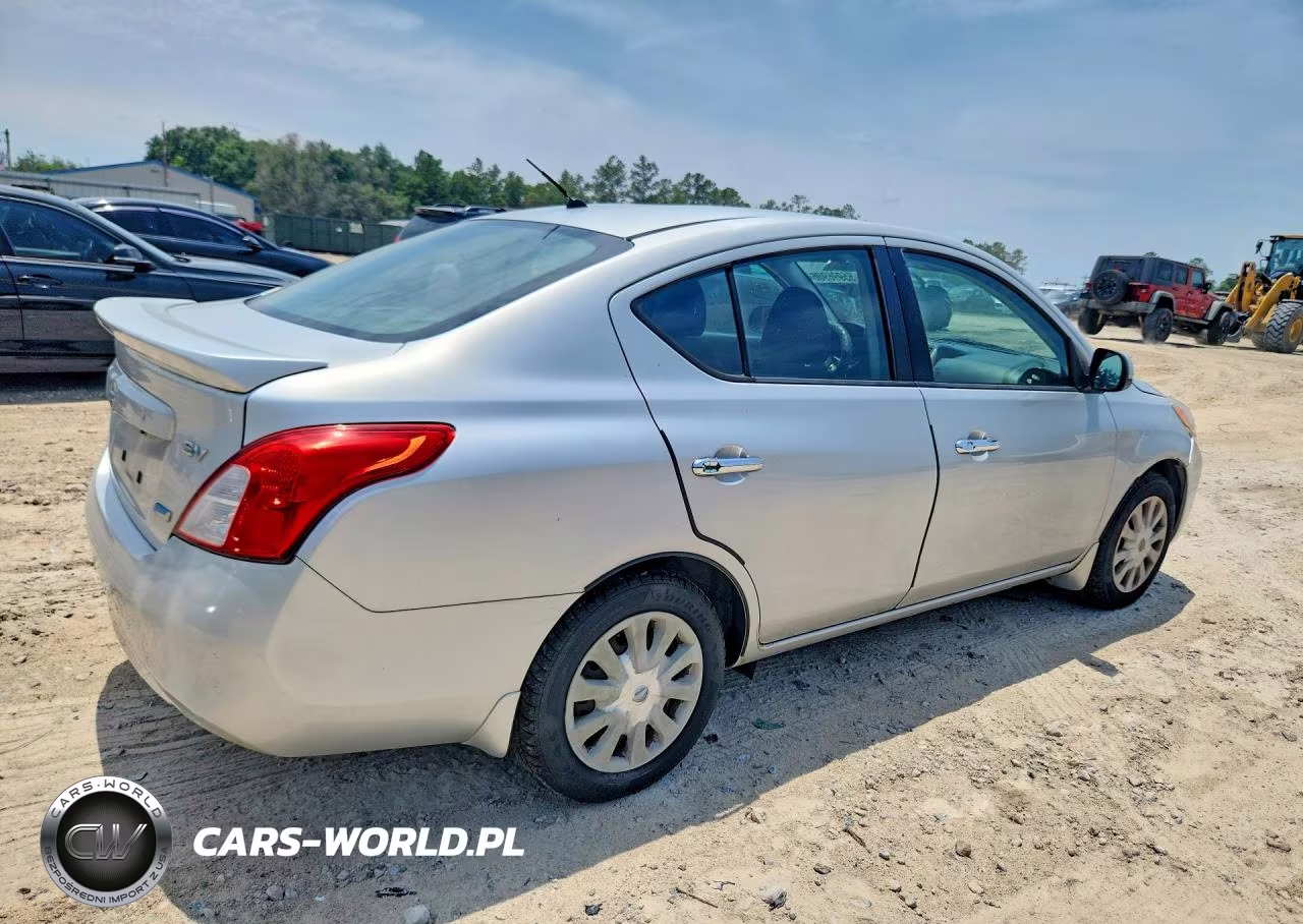2013 Nissan Versa 1.6 S VIN:3N1CN7AP5DL885598 - 3
