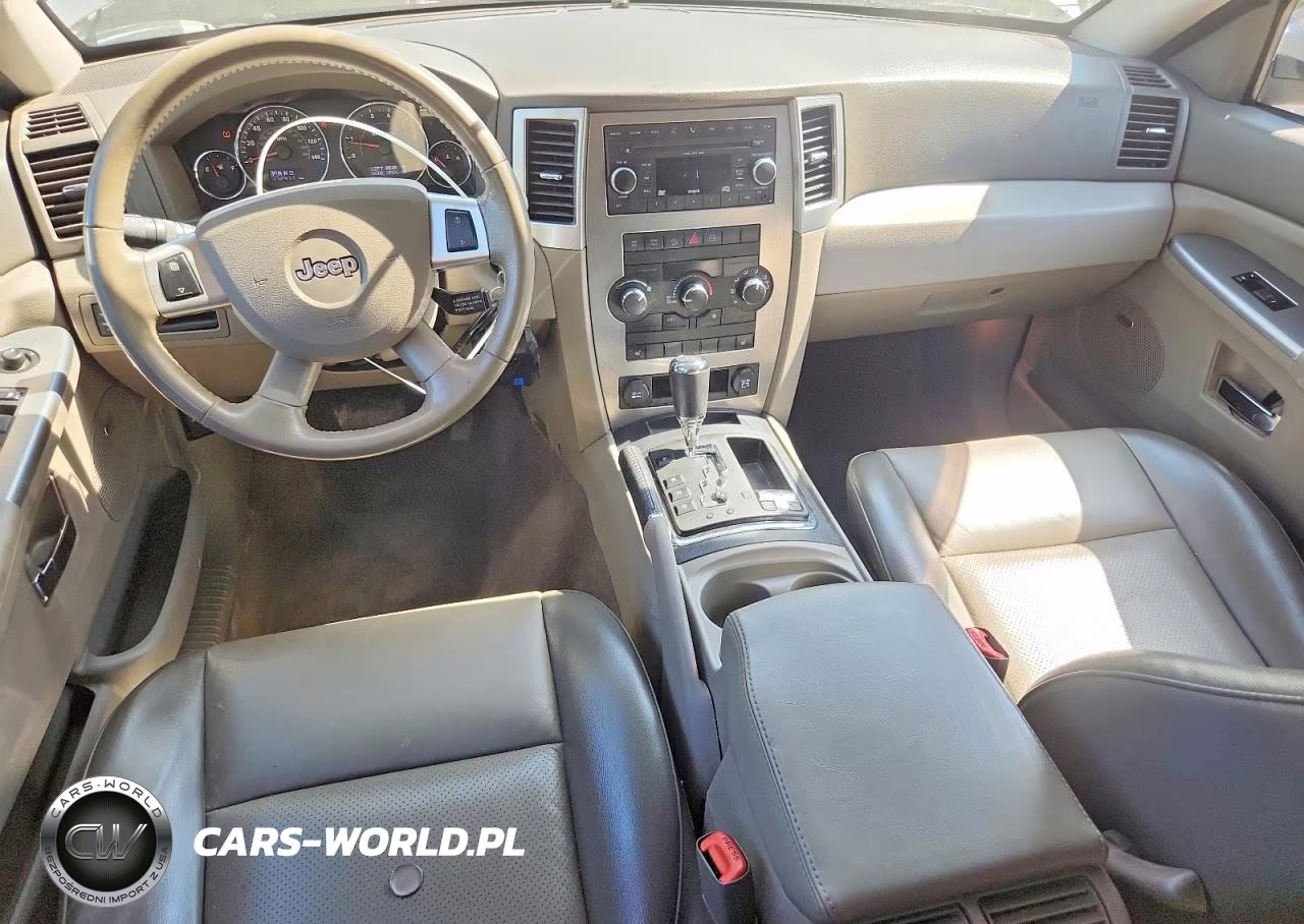 2009 Jeep Grand Cherokee Laredo VIN:1J8HR48P49C553398 - 8