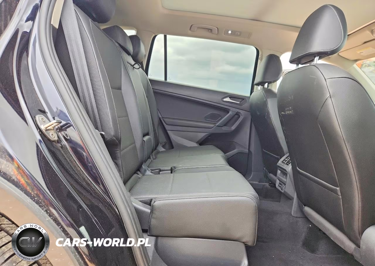 2019 Volkswagen Tiguan Se VIN:3VV2B7AX6KM029611 - 11