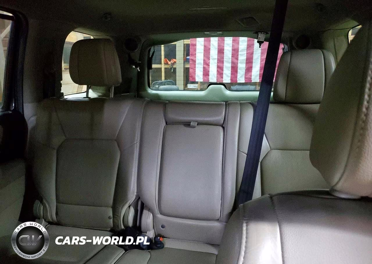 2012 Honda Pilot Touring VIN:5FNYF4H91CB058040 - 10