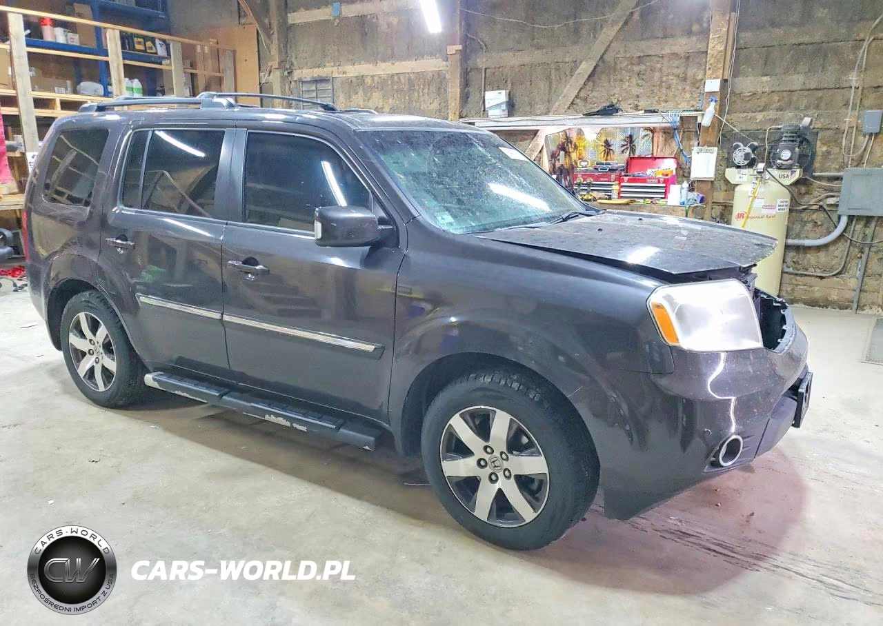 2012 Honda Pilot Touring VIN:5FNYF4H91CB058040 - 4