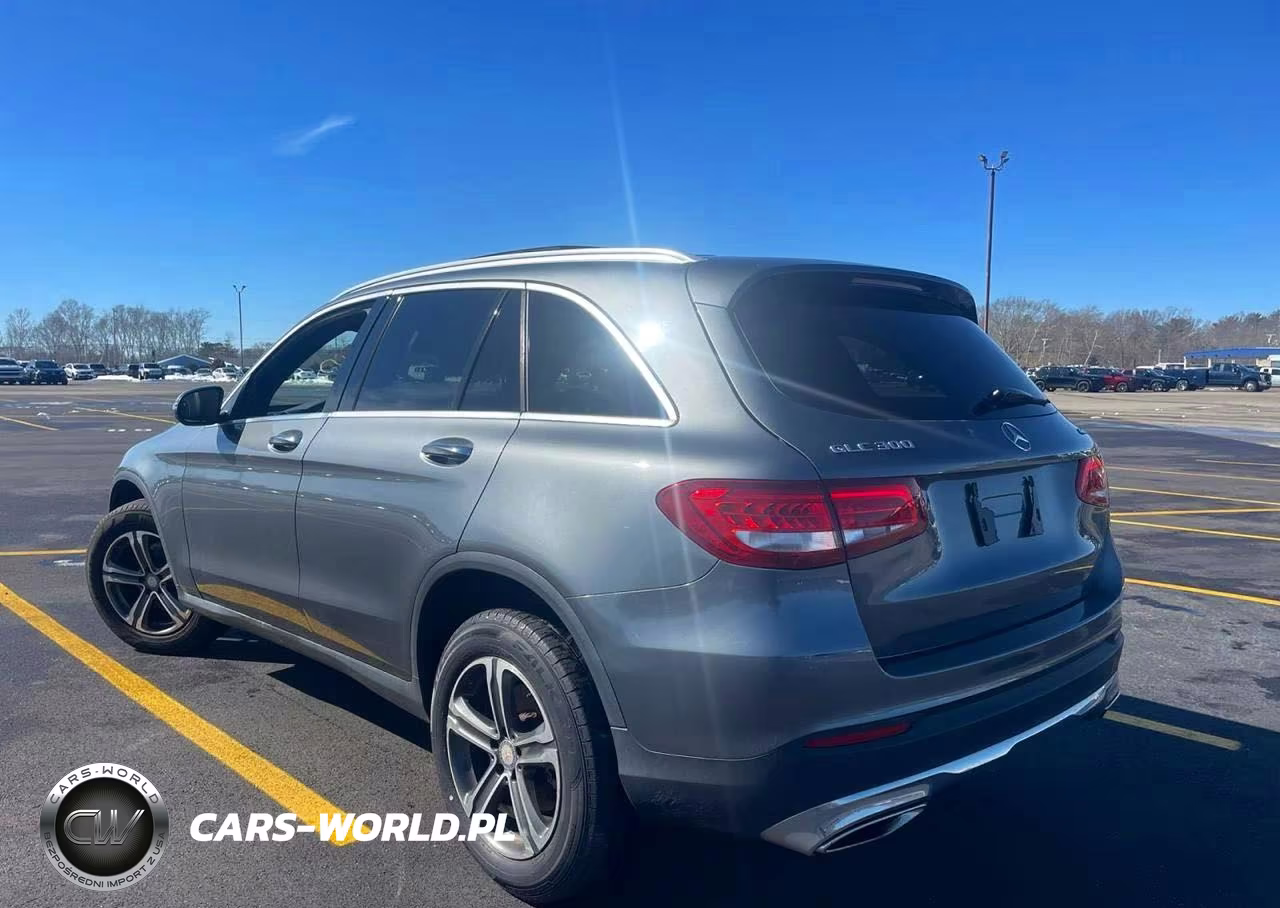 2017 Mercedes-Benz Glc 300 4Matic VIN:WDC0G4KB8HF128331 - 3