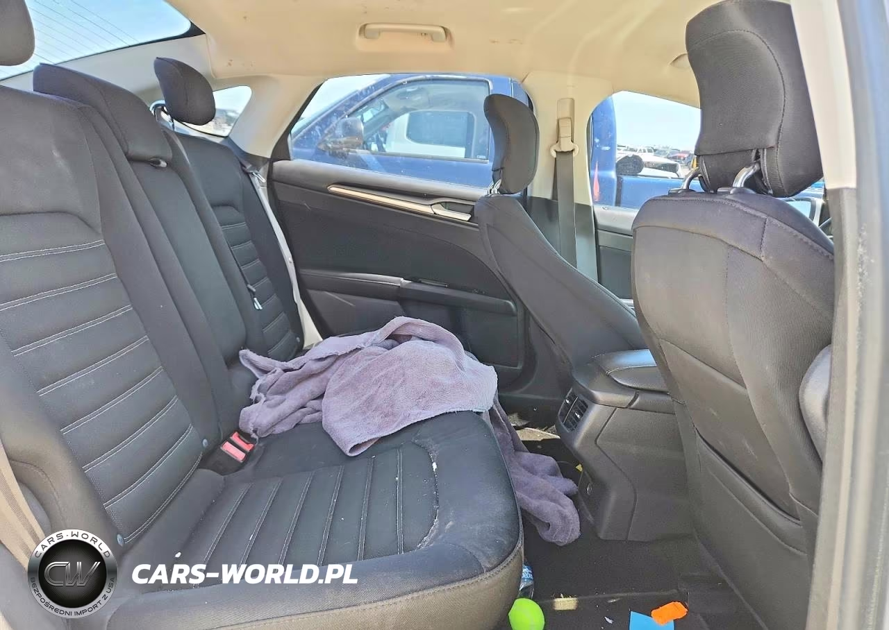 2014 Ford Fusion Se VIN:3FA6P0H75ER261807 - 10